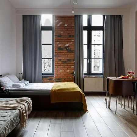 Close-central - Main Rail Station - Kosciuszki 28 * فروتسواف